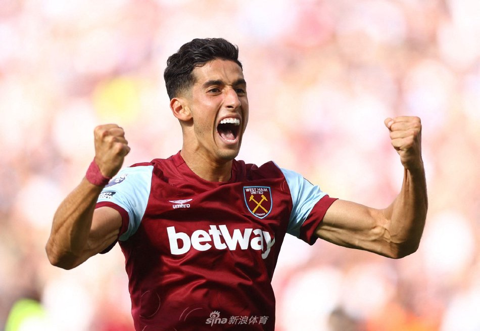 她的入水几 她的入水几